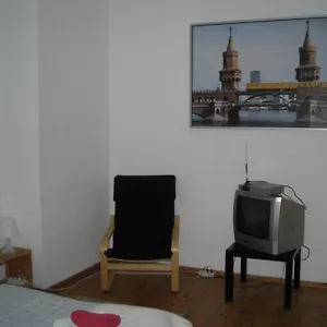 https://pension-mitte-berlin.find-berlin-hotels.com