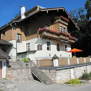 Lugeck Guest house